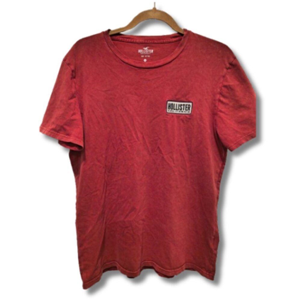 Hollister California logo badge t-shirt M red